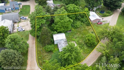 /international/us/5415-washington-street-orleans-mi-110100834272/