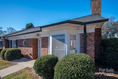 /international/us/1212-e-franklin-boulevard-gastonia-nc-110104217249/