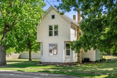 /international/us/w1011-county-road-ci-helenville-wi-110108397510/