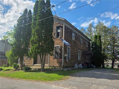 /international/us/216-s-canal-street-canastota-ny-110108411616/
