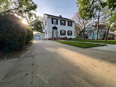 /international/us/506-n-campbell-beloit-ks-110099298802/