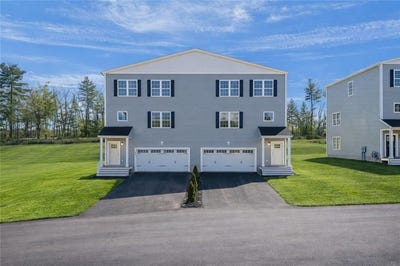 /international/us/2-old-county-village-road-smithfield-ri-110108349383/