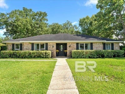 /international/us/154-country-club-drive-daphne-al-110108614316/