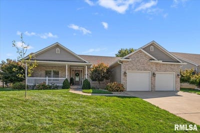 /international/us/4360-creek-drive-springfield-il-110120741295/