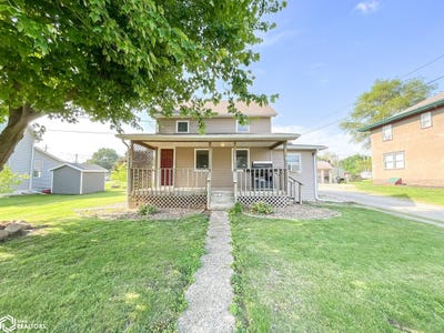 /international/us/407-w-market-street-new-sharon-ia-110100591345/