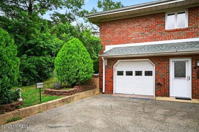 /international/us/428-laurel-brook-drive-brick-nj-110100985431/