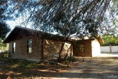 /international/us/5222-pety-lane-zapata-tx-110101088613/