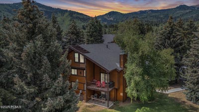 /international/us/2025-canyons-resort-dr-b5-park-city-ut-110101102916/