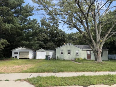 /international/us/2331-10th-street-south-wisconsin-rapids-wi-110101528296/