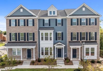 /international/us/158-freeman-drive-hampton-va-110106240245/