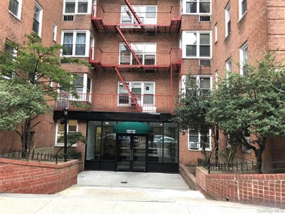 /international/us/143-40-41st-avenue-flushing-ny-110120452482/