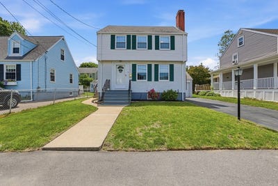 /international/us/31-beech-street-dedham-ma-110108679335/