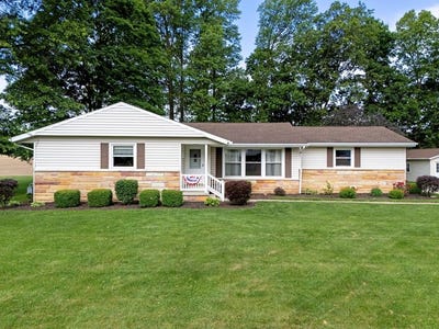 /international/us/26-harclay-court-hayesville-oh-110108750506/