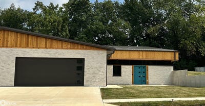 /international/us/328-n-6th-street-oskaloosa-ia-110096726763/