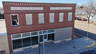 /international/us/121-w-fourth-street-bird-city-ks-110105727515/