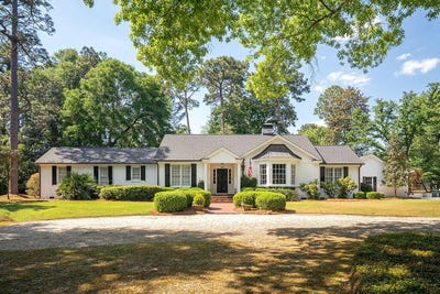 /international/us/435-hillcrest-road-sw-aiken-sc-110120558906/