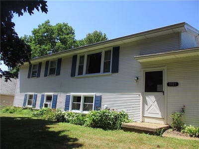/international/us/3985-ontario-center-road-walworth-ny-110101232081/