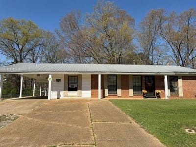 /international/us/334-3rd-ave-houston-ms-110106467873/
