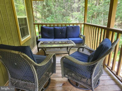 /international/us/3259-potomac-highlands-trl-dunmore-wv-110101197751/