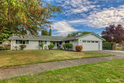 /international/us/649-c-court-enumclaw-wa-110120483357/