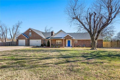 /international/us/1925-s-21st-street-rogers-ar-110104871156/