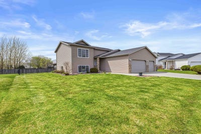 /international/us/1911-35th-street-circle-s-moorhead-mn-110109109835/
