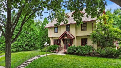 /international/us/5025-harriet-avenue-minneapolis-mn-110101500738/?lang=en