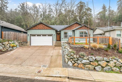 /international/us/1546-poplar-drive-grants-pass-or-110106035061/