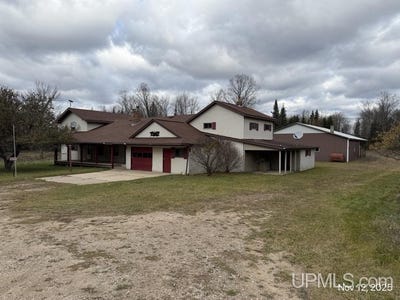 /international/us/n5805-beauchamp-road-hardwood-mi-110106616365/