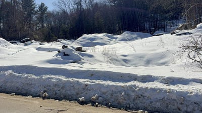 /international/us/00-summit-street-franklin-nh-110106118328/