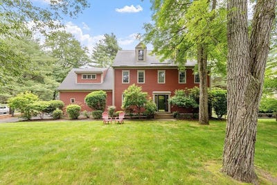 /international/us/53-richards-rd-southborough-ma-110100302988/