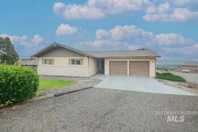 /international/us/2634-laurel-ct-clarkston-wa-110099540506/