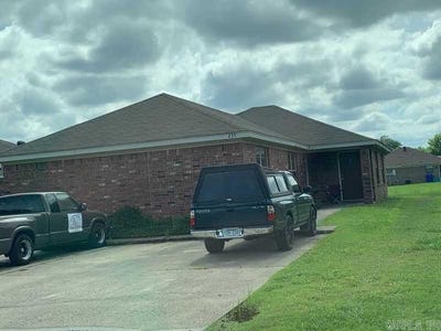 /international/us/235-s-ash-street-conway-ar-110101367012/