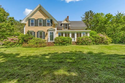 /international/us/390-state-route-129-south-bristol-me-110108919544/