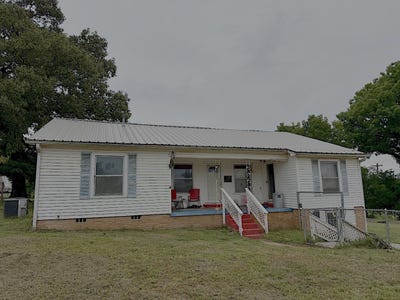 /international/us/870-us-highway-259-s-daingerfield-tx-110108931761/