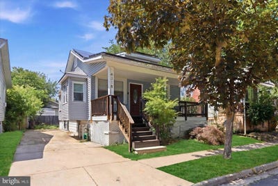 /international/us/4318-lawrence-street-brentwood-md-110108205752/