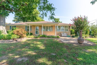 /international/us/237-county-road-882-caraway-ar-110099319404/