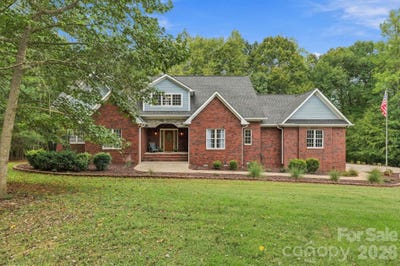 /international/us/148-windwood-lane-troutman-nc-110120422546/