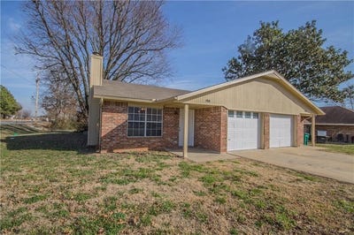 /international/us/1901-s-18th-street-rogers-ar-110107785809/