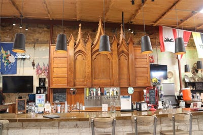 /international/us/120-n-austin-street-comanche-tx-110108587880/