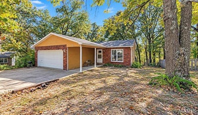 /international/us/16958-hemlock-lane-saint-robert-mo-110120485490/