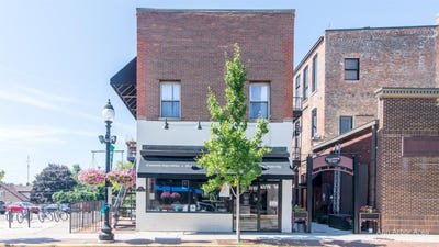 /international/us/100-s-ann-arbor-street-saline-mi-110097755971/