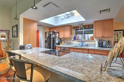 /international/us/3355-s-calle-del-albano-green-valley-az-110105527854/