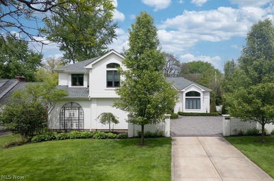 /international/us/21121-s-woodland-road-shaker-heights-oh-110108336505/