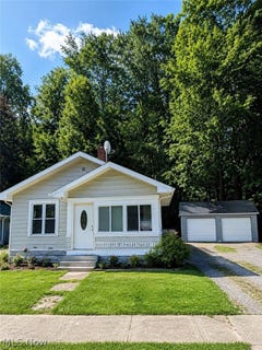 /international/us/1111-tremont-avenue-se-massillon-oh-110108445461/