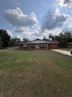 /international/us/309-w-crawford-st-donalsonville-ga-110119964778/