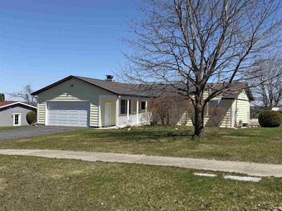 /international/us/1415-highland-petoskey-mi-110108541415/