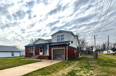 /international/us/110-n-cedar-avenue-stroud-ok-110106102580/