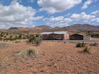 /international/us/123-silver-hill-dr-fort-davis-tx-110099033178/