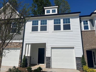 /international/us/1270-hammond-drive-mebane-nc-110107823609/